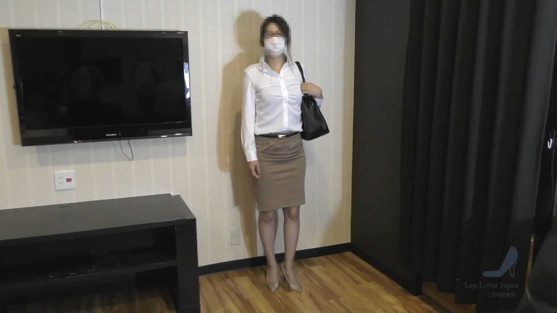 日本脚模面试第四弹-职场美女被忽悠舔脚