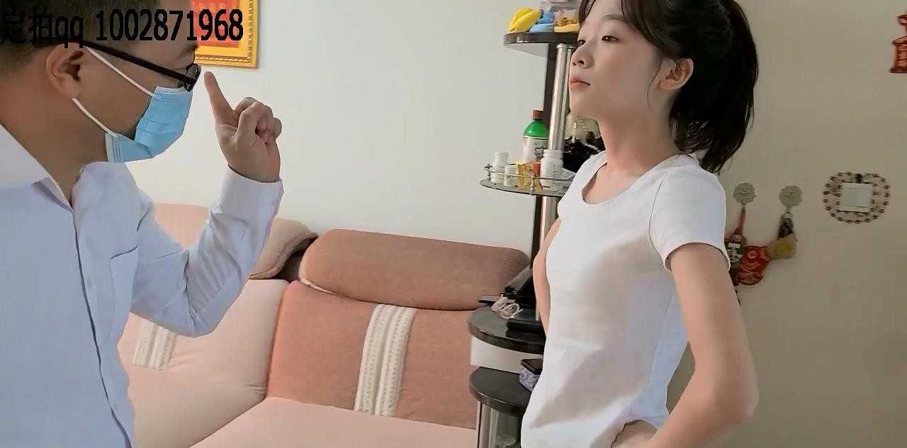 一往情深-女教练被变态挠舔裸足